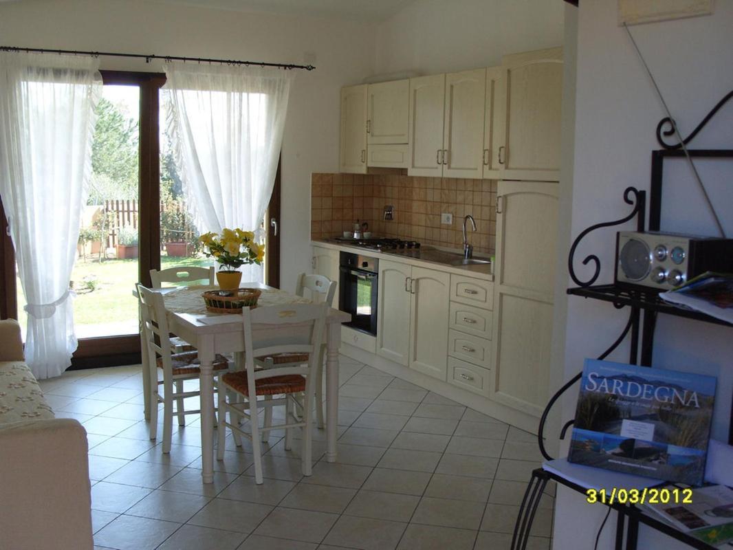 Casadelfaro Con Giardino A Pittulongu 600Metri Dalla Spiaggia Olbia Eksteriør billede